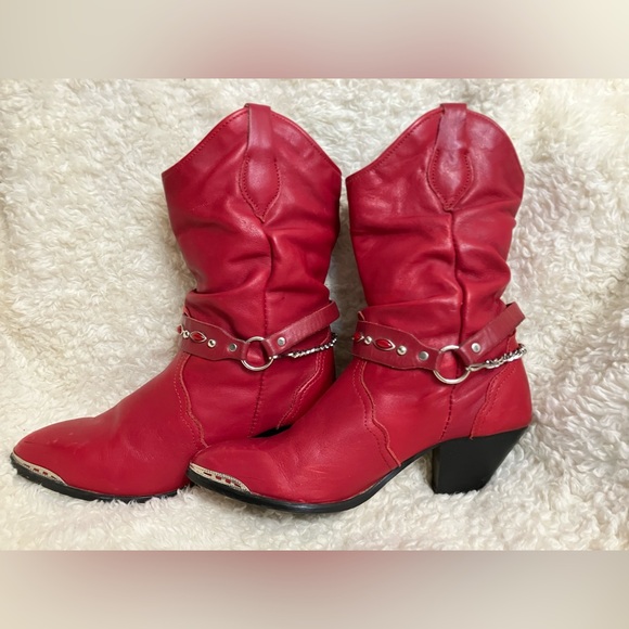 Shoes - Women’s Cowgirl Red Silver Trim Western Slouch Ankle Size 7